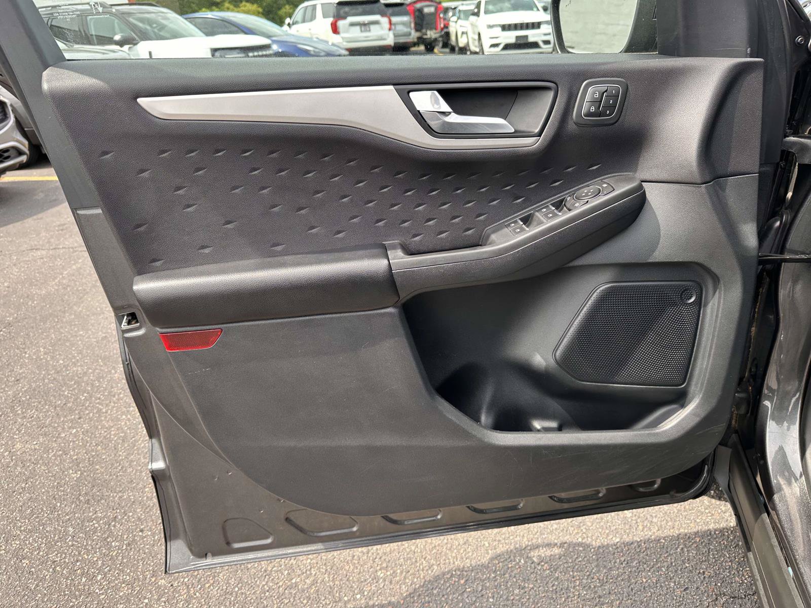 Used 2020 Ford Escape SEL AWD/4WD image 9