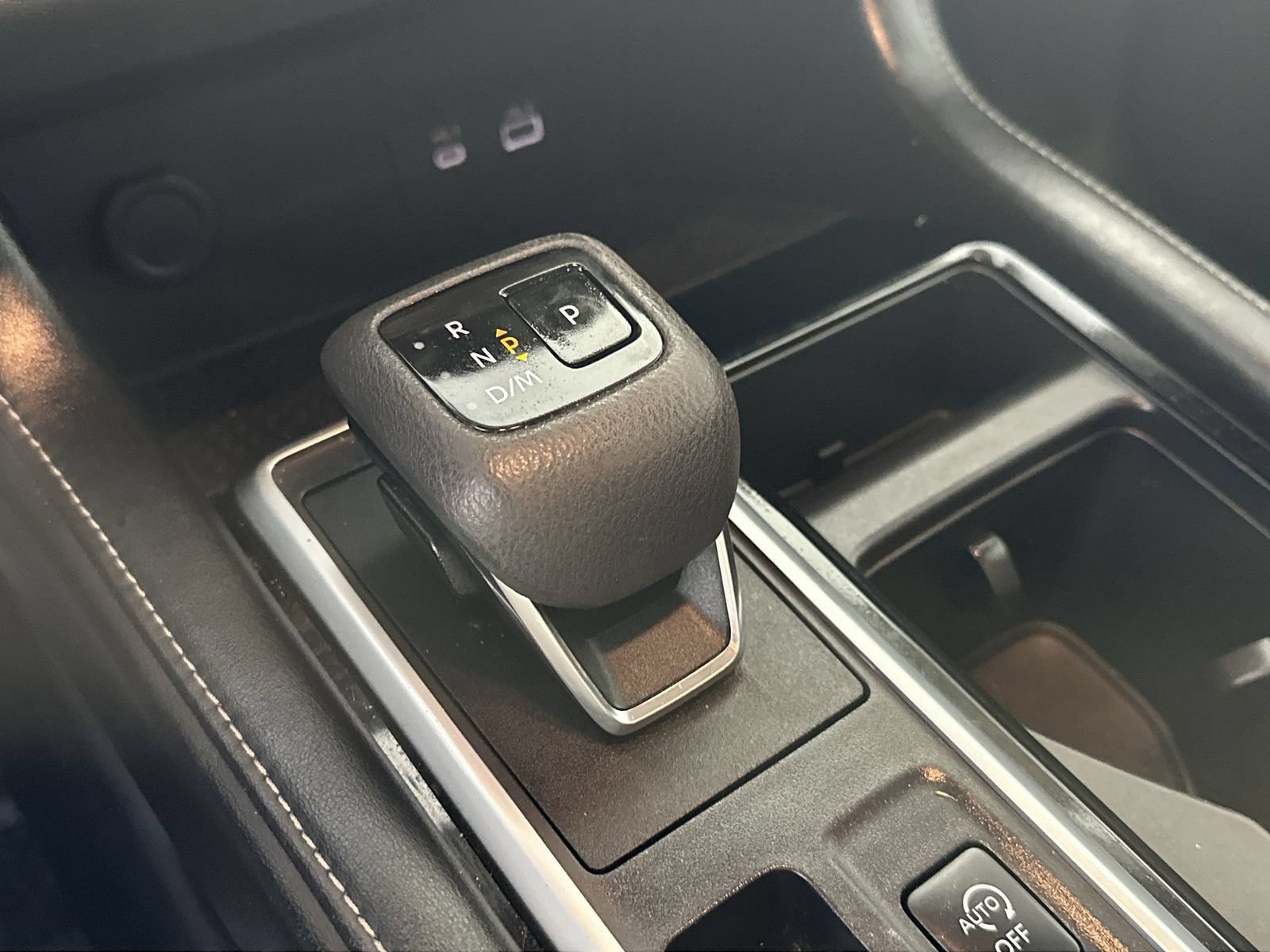 Certified 2022 Nissan Pathfinder SV FWD image 20