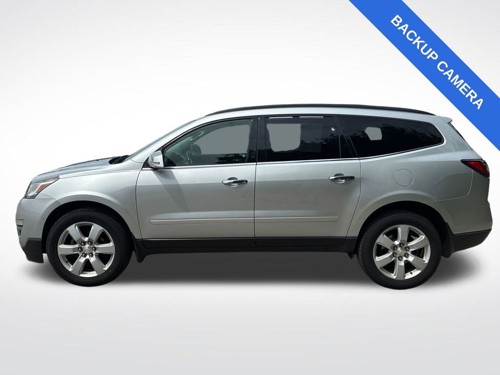 Used 2017 Chevrolet Traverse LT w/ Style and Technology Package FWD image 6