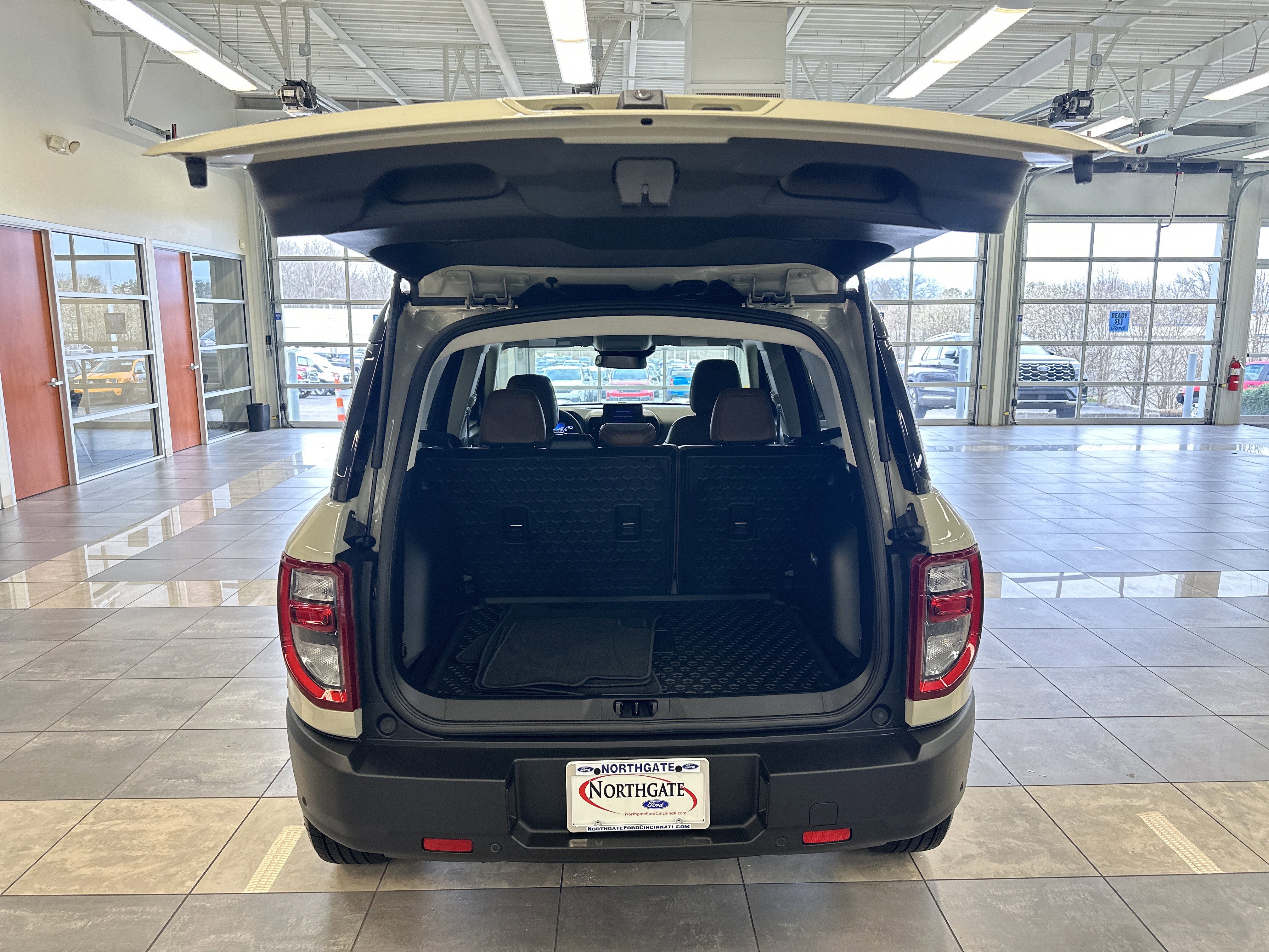 Used 2024 Ford Bronco Sport Outer Banks w/ Tech Package image 28