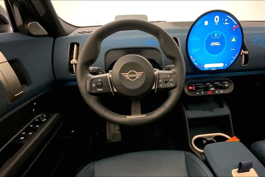 Certified 2025 MINI Cooper Countryman S w/ Comfort Package Max AWD/4WD image 4