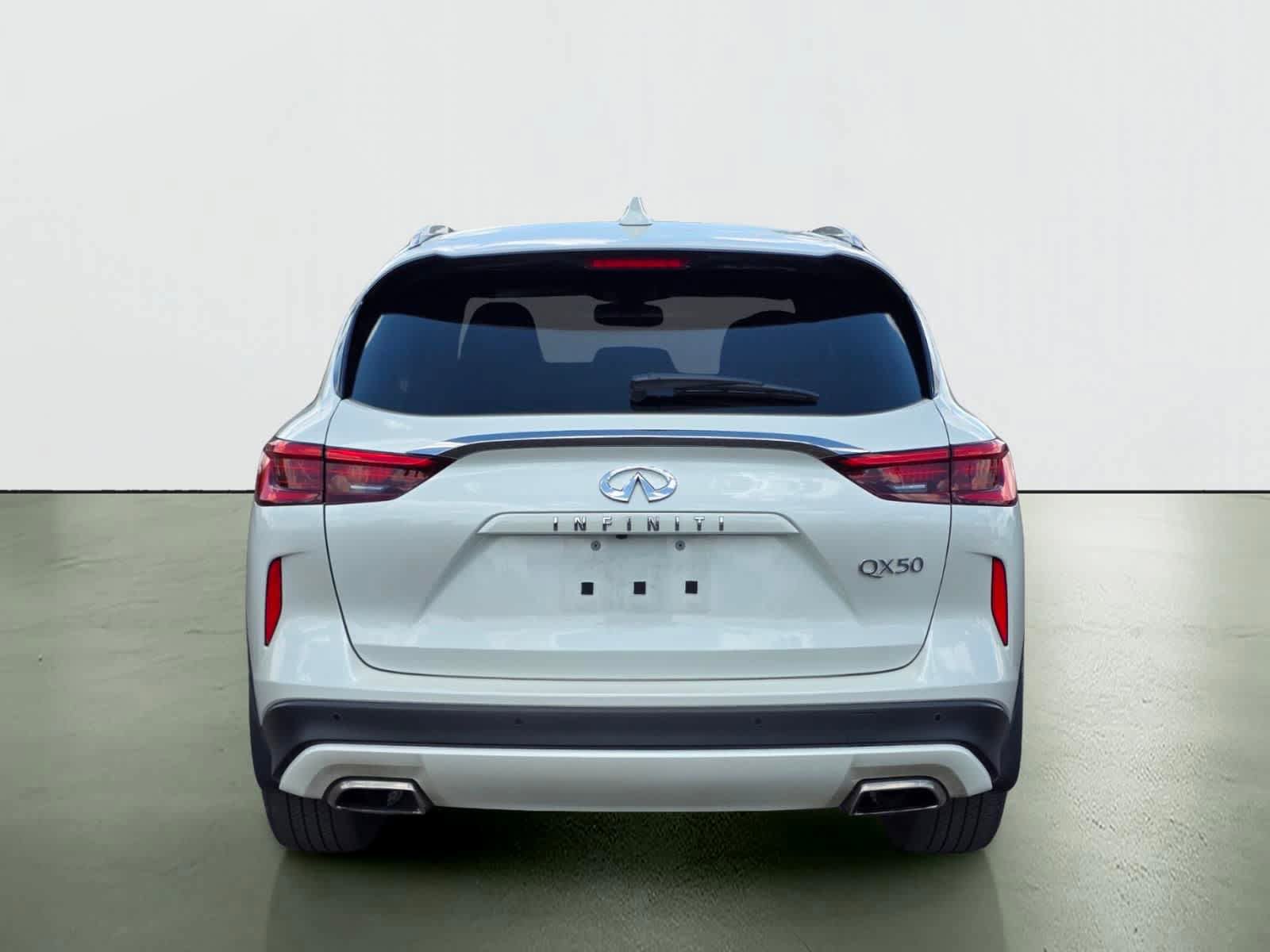 Used 2021 INFINITI QX50 Luxe w/ Appearance Package FWD image 5