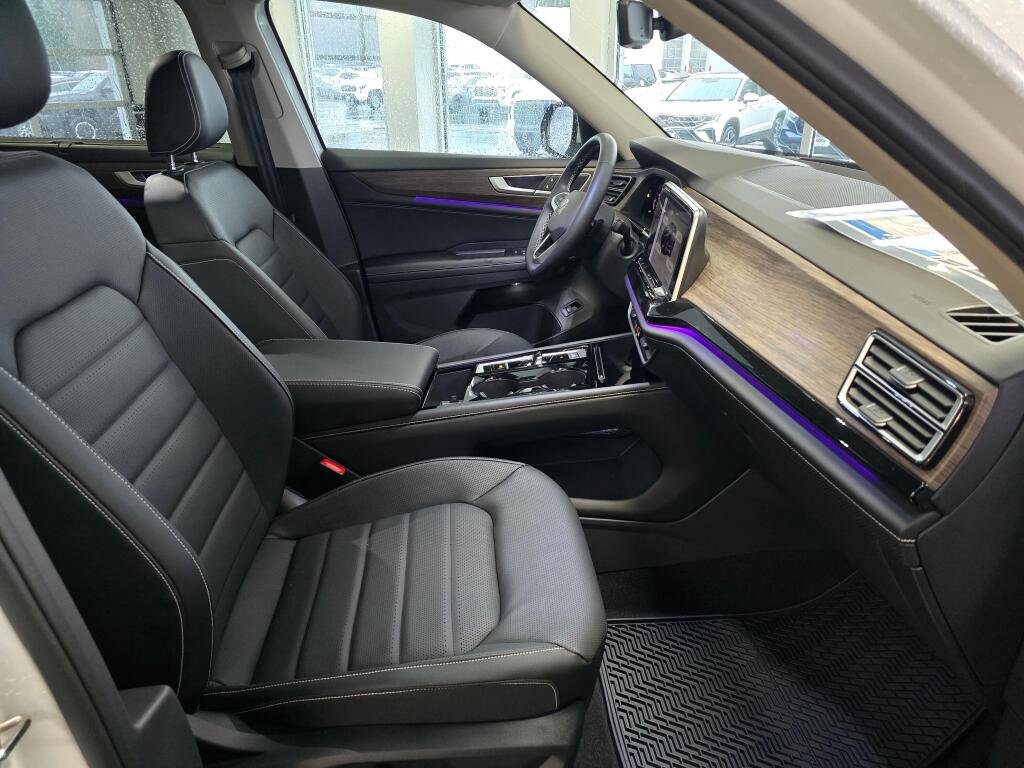 New 2026 Volkswagen Atlas SEL image 29