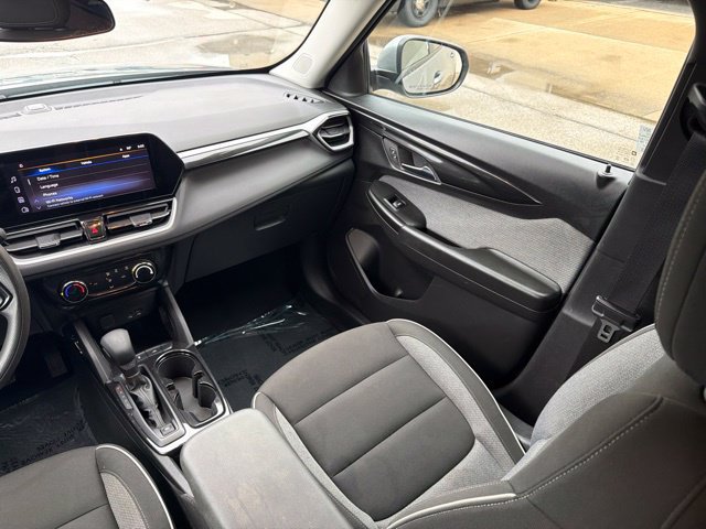 Used 2025 Chevrolet TrailBlazer LT FWD image 19