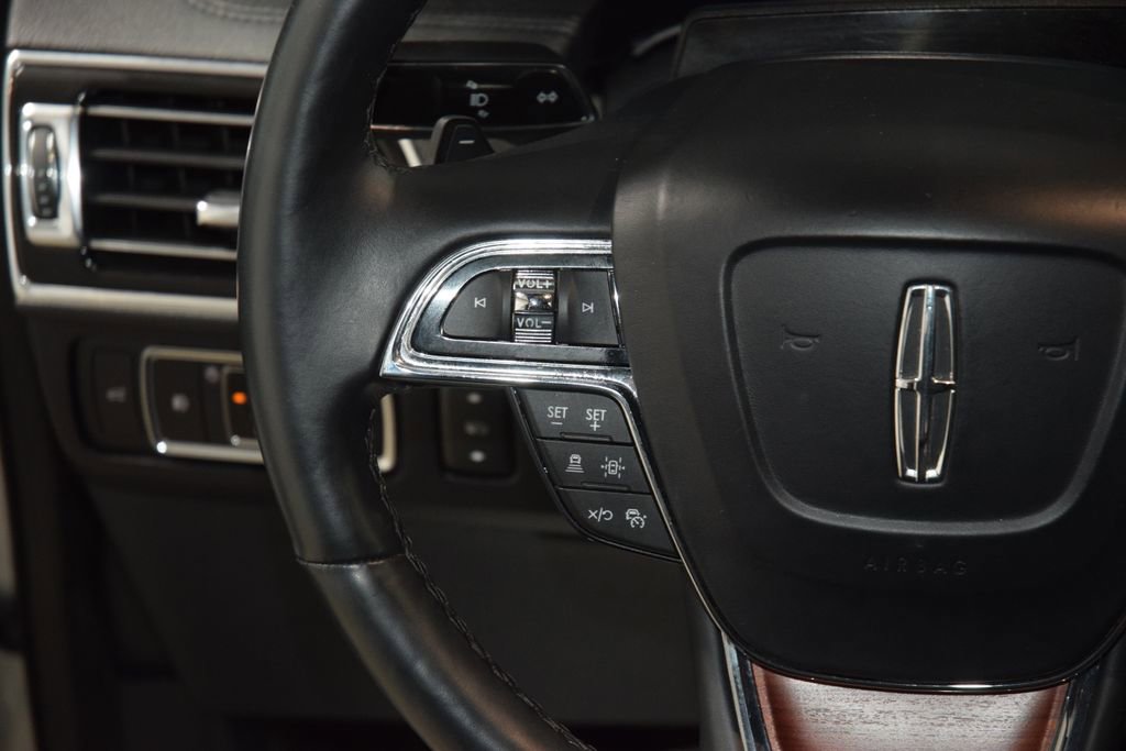 Used 2022 Lincoln Navigator Reserve AWD/4WD image 36