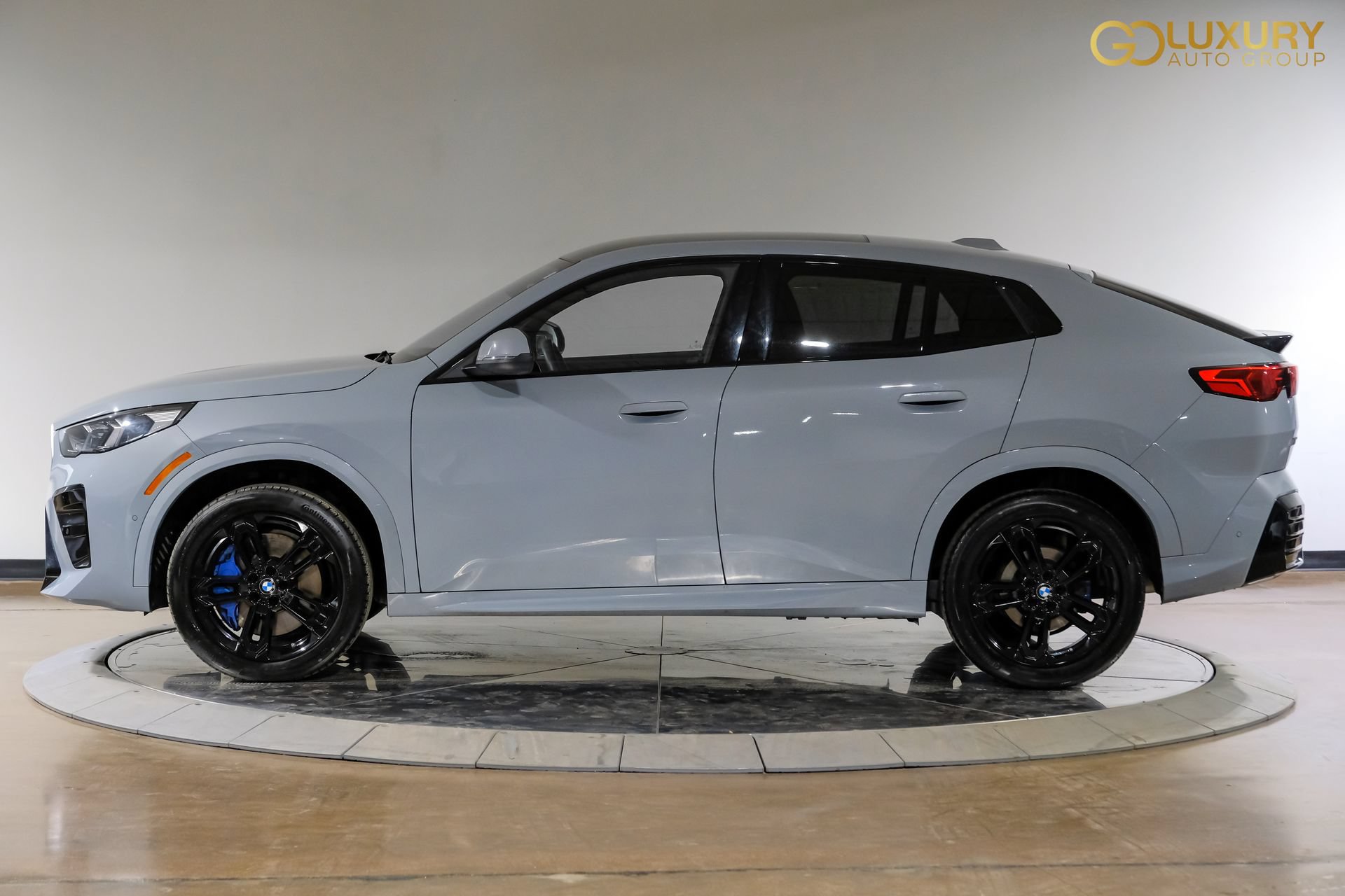 Used 2025 BMW X2 xDrive28i AWD/4WD image 13