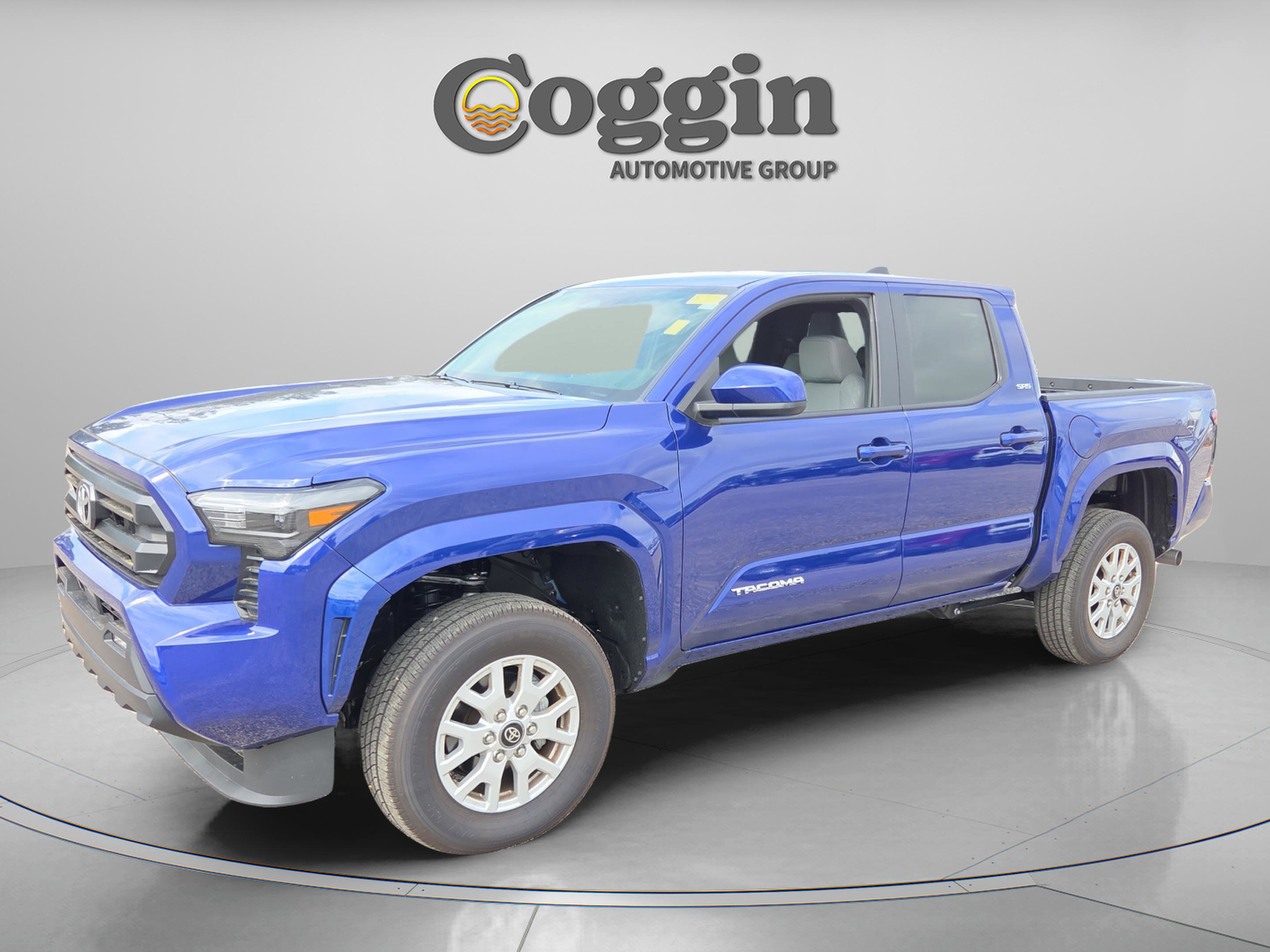 Used 2025 Toyota Tacoma SR5 RWD image 1