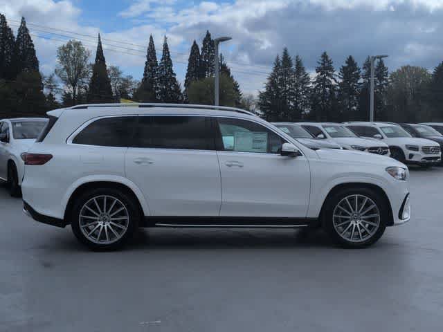 New 2026 Mercedes-Benz GLS 580 4MATIC image 9