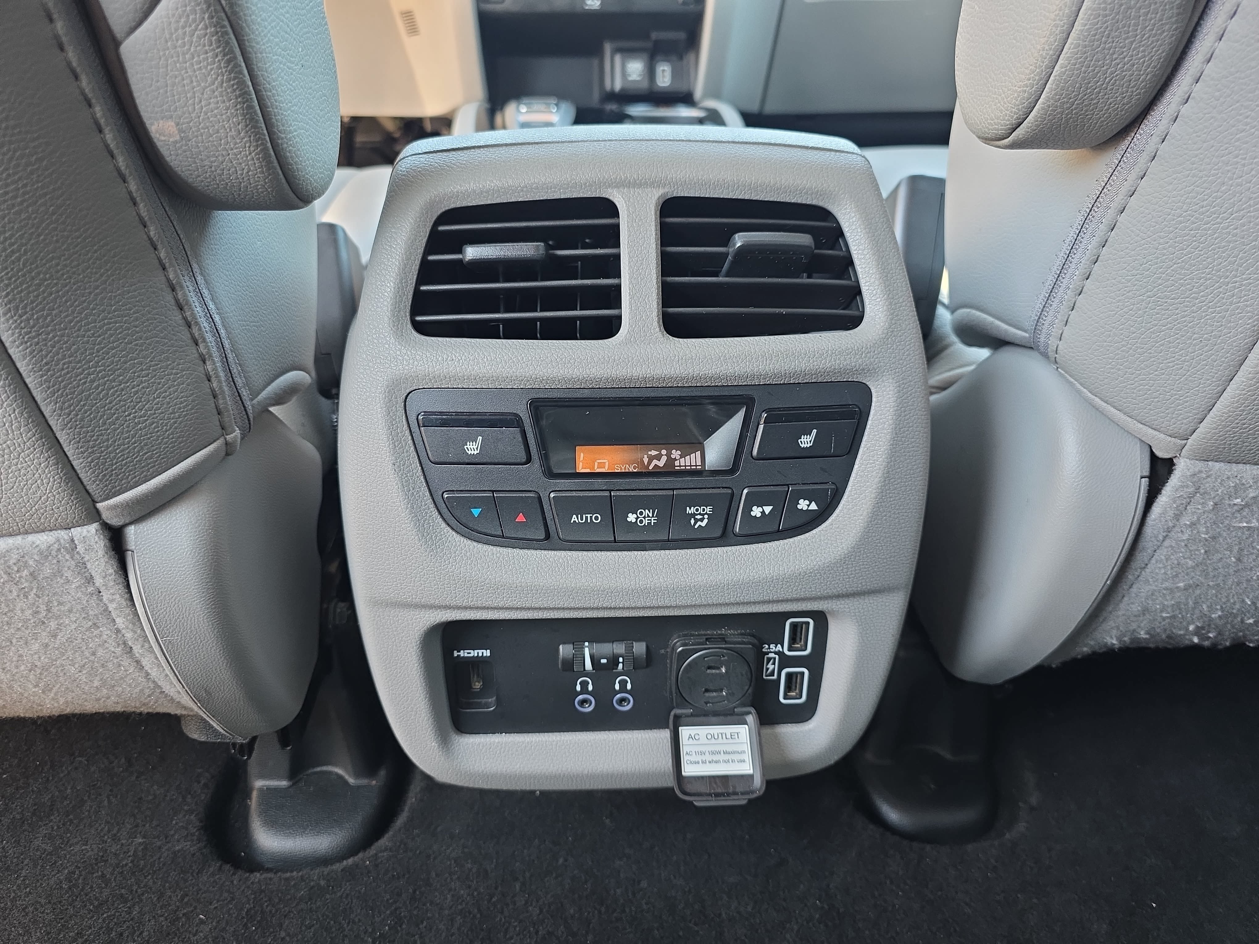 Used 2019 Honda Pilot Touring image 33