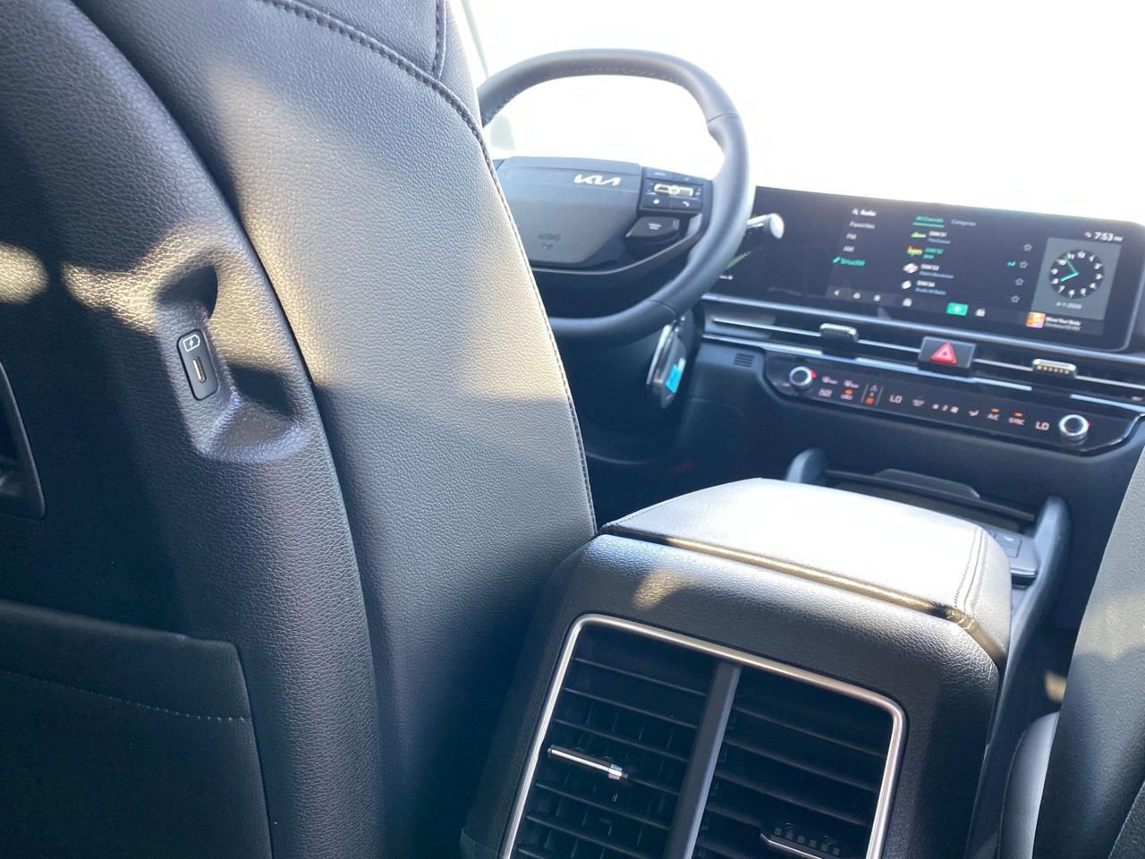 New 2026 Kia Sportage EX image 23