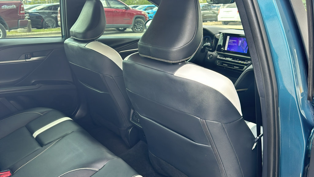 Used 2025 Toyota Camry SE w/ Convenience Package FWD image 21