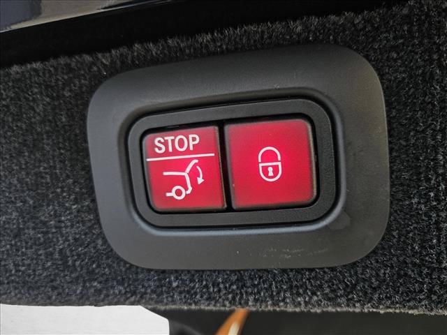 Used 2026 Aston Martin DBX 707 AWD/4WD image 29