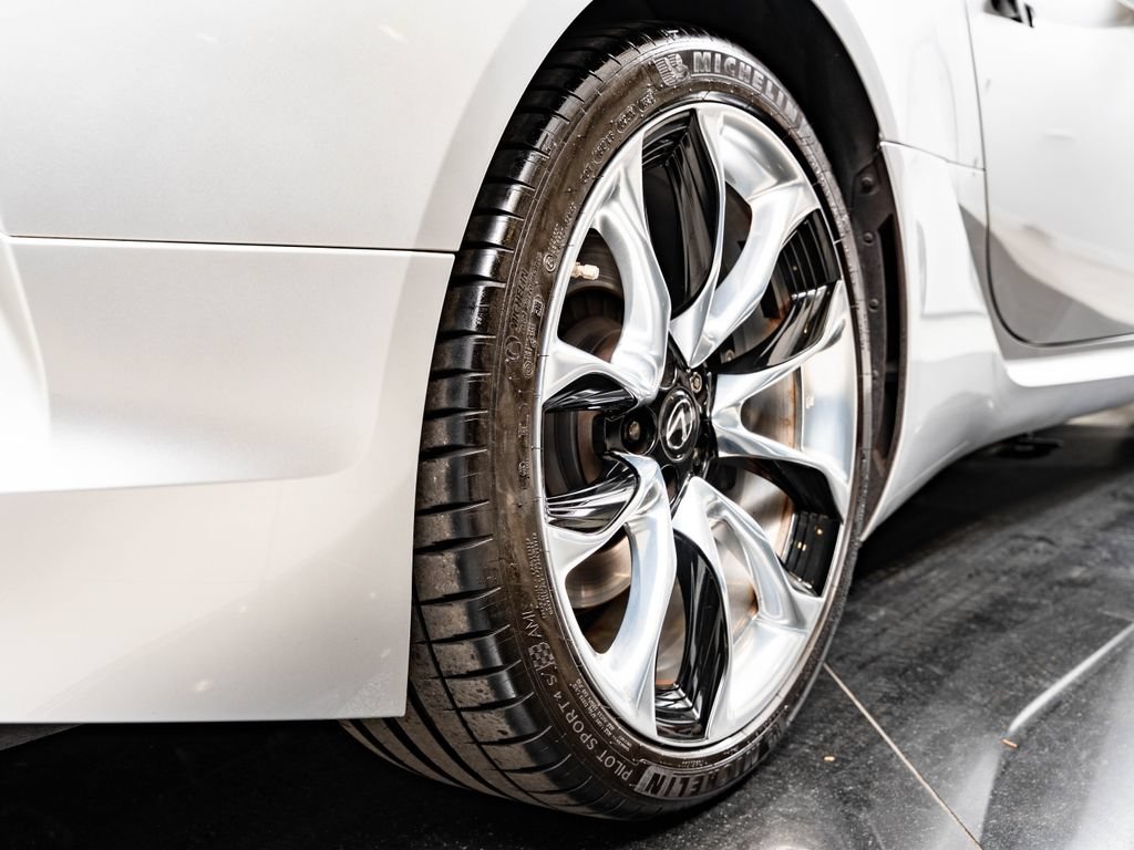 Used 2018 Lexus LC 500 Coupe w/ Touring Package RWD image 47