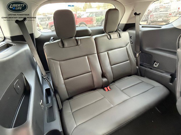New 2026 Ford Explorer Active w/ Active Comfort Package AWD/4WD image 14