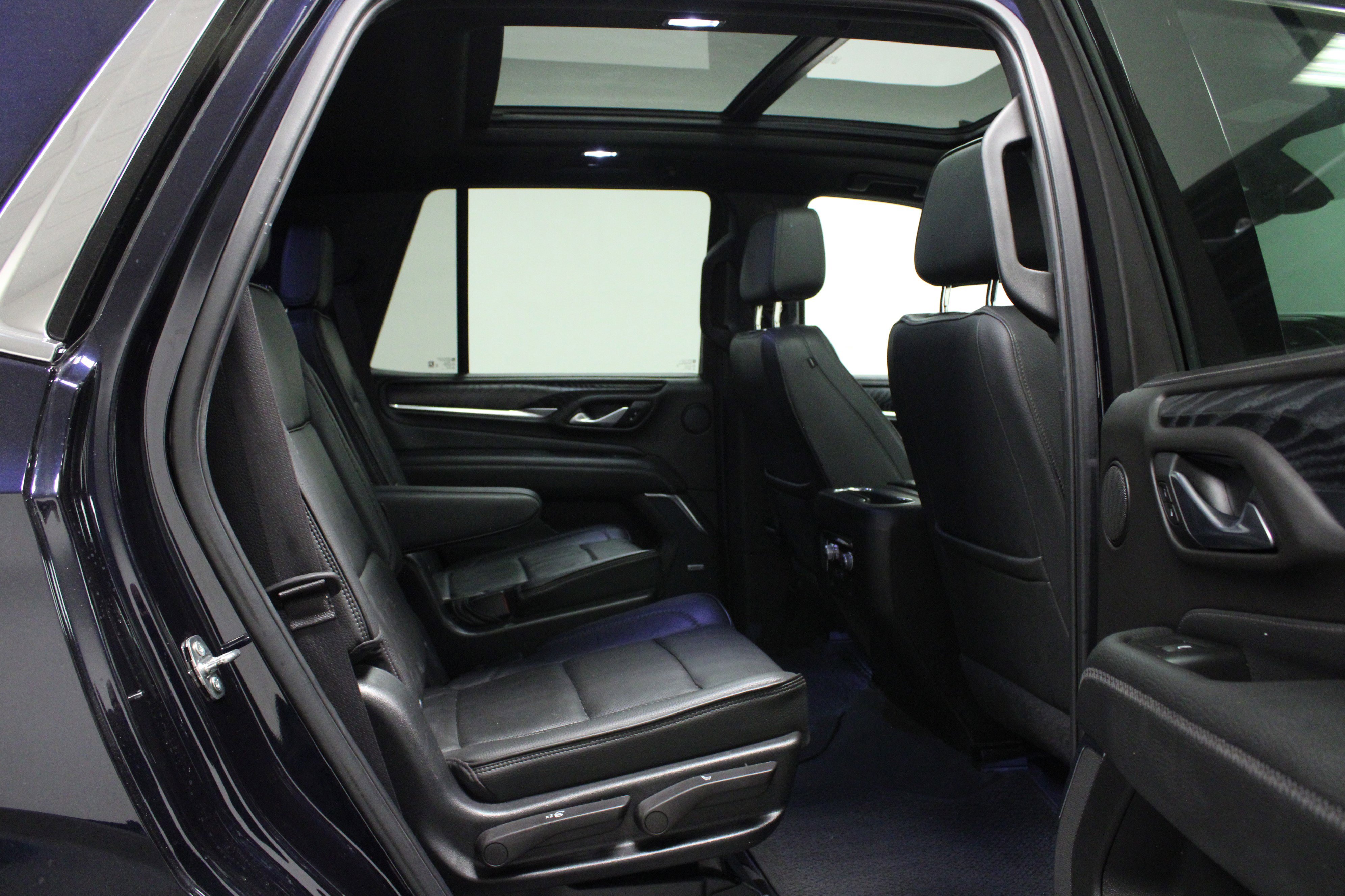 Used 2022 GMC Yukon Denali image 16