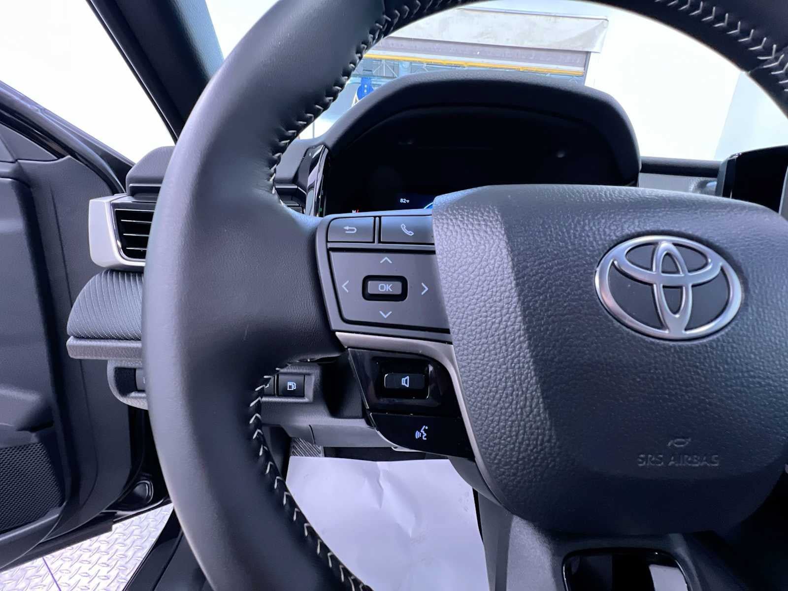 Used 2026 Toyota Camry SE FWD image 20