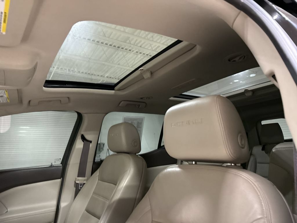 Used 2018 GMC Acadia Denali w/ LPO, Floor Liner Package AWD/4WD image 20