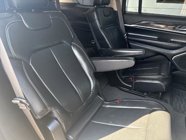Used 2021 Jeep Grand Cherokee L Limited AWD/4WD image 30
