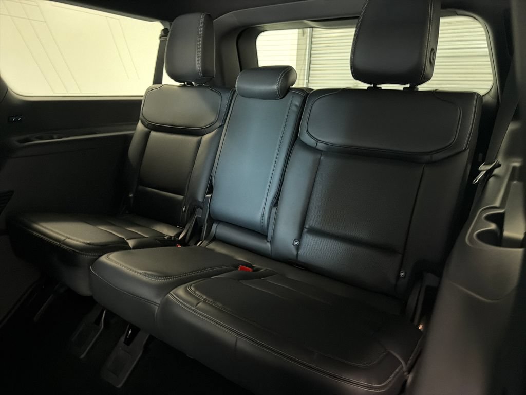 New 2027 Ford Expedition Max Platinum w/ Stealth Performance Package AWD/4WD image 15