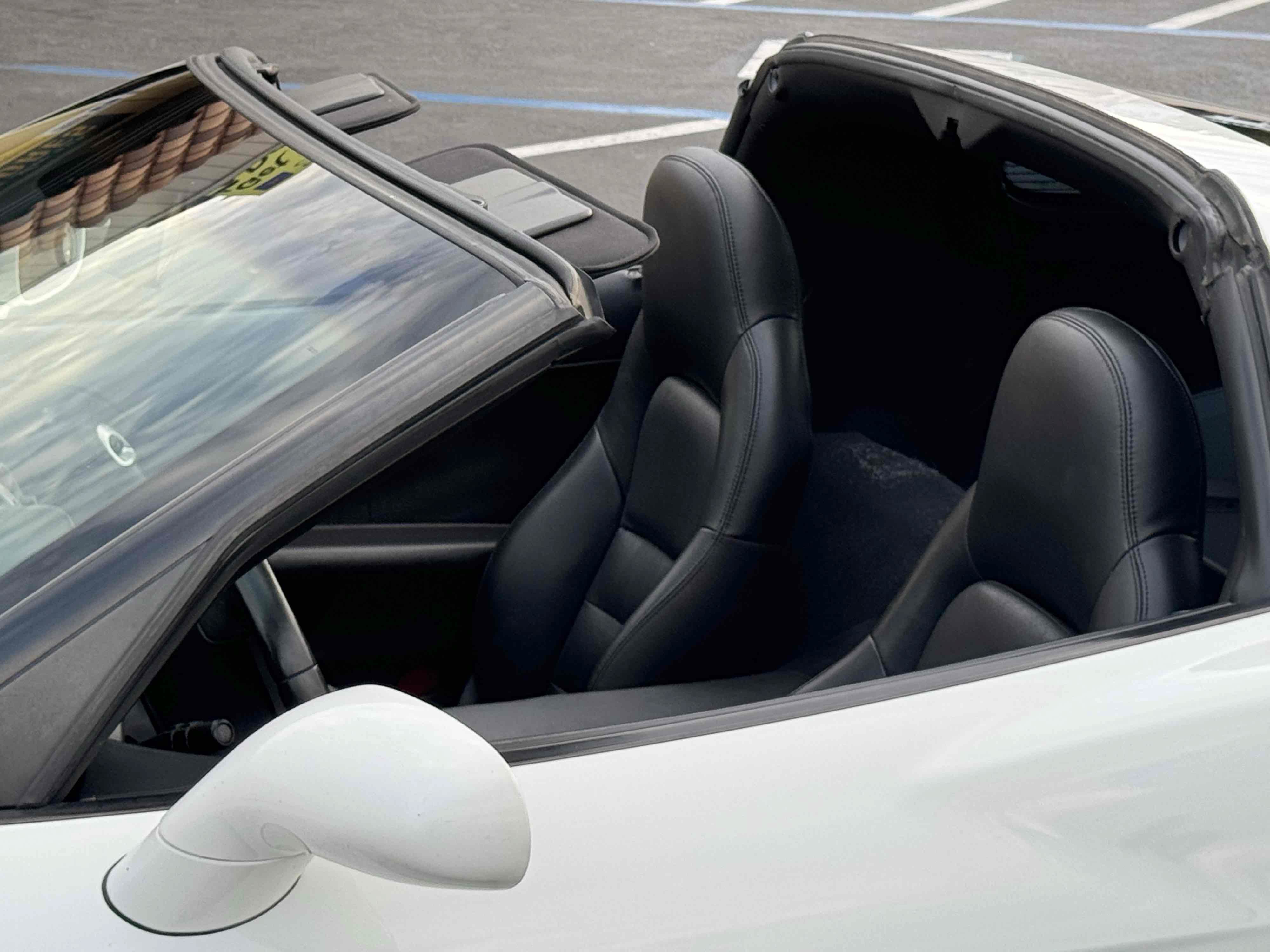 Used 2007 Chevrolet Corvette Coupe w/ Preferred Equipment Group RWD image 13