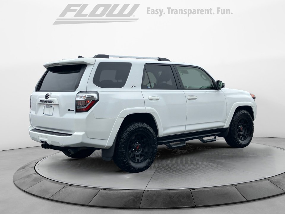Used 2024 Toyota 4Runner SR5 Premium image 8