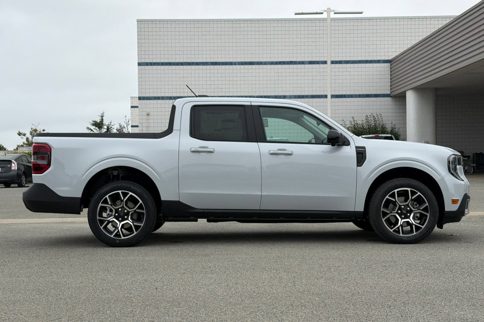 New 2026 Ford Maverick Lariat AWD/4WD image 3