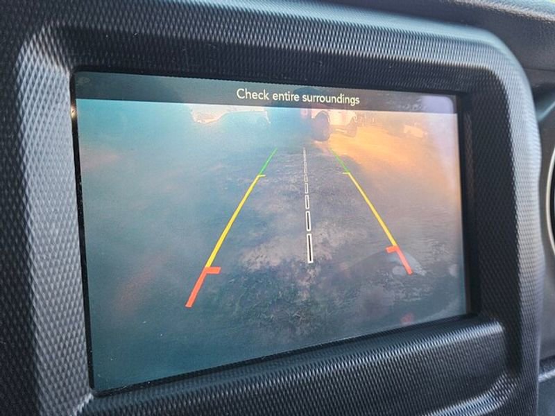 Used 2019 Jeep Wrangler Unlimited Sport S image 21