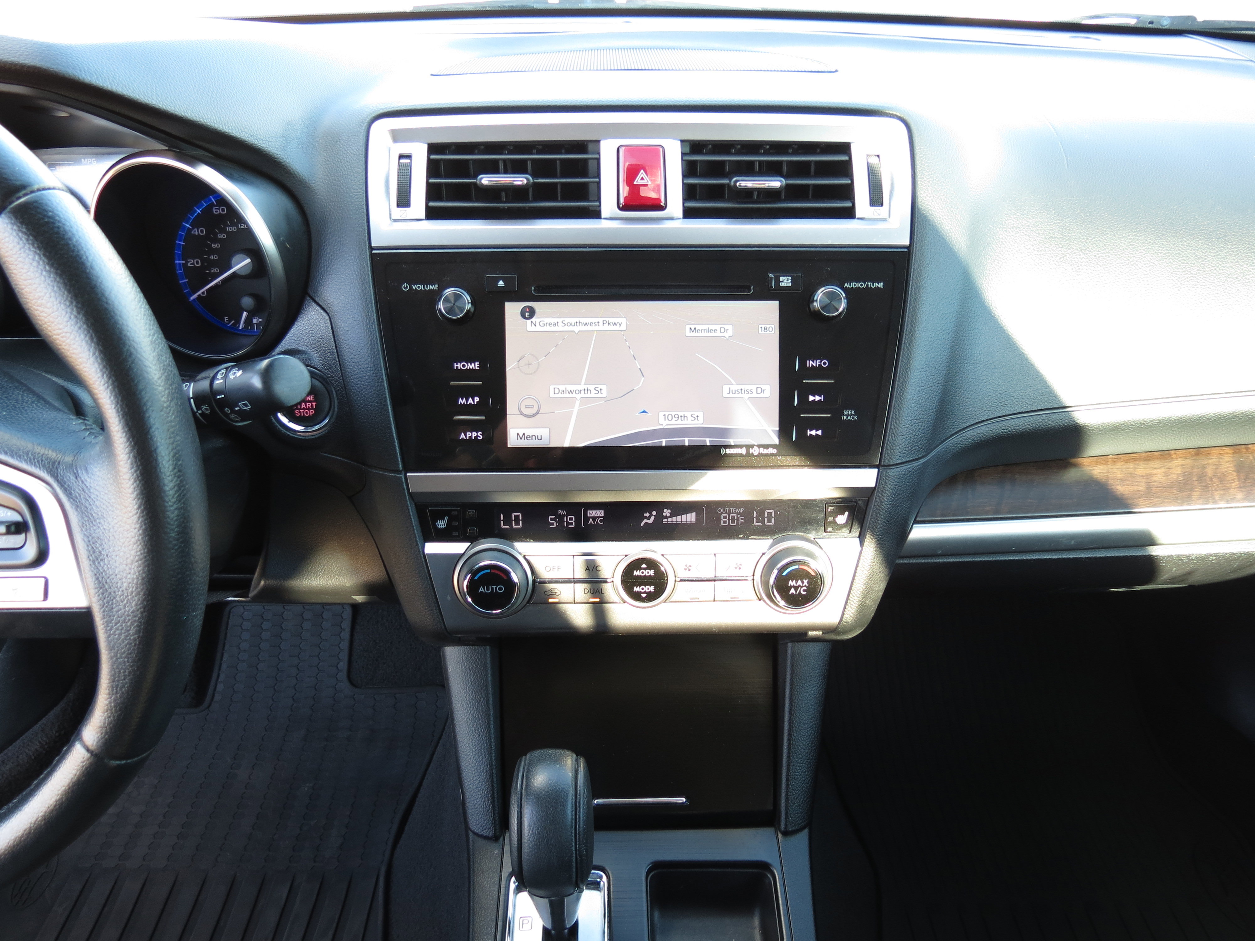 Used 2017 Subaru Outback 2.5i Limited image 19