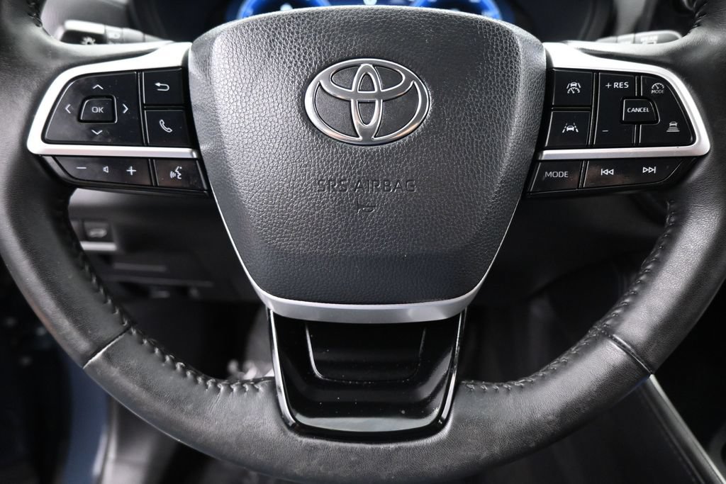 Used 2025 Toyota Grand Highlander FWD image 35
