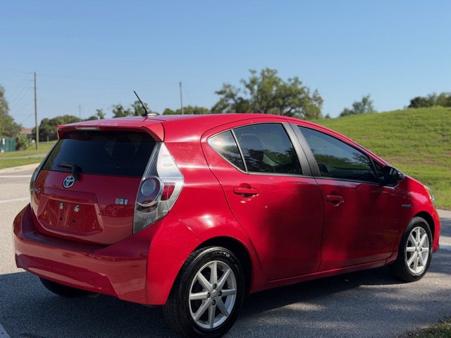 Used 2013 Toyota Prius C Three image 5
