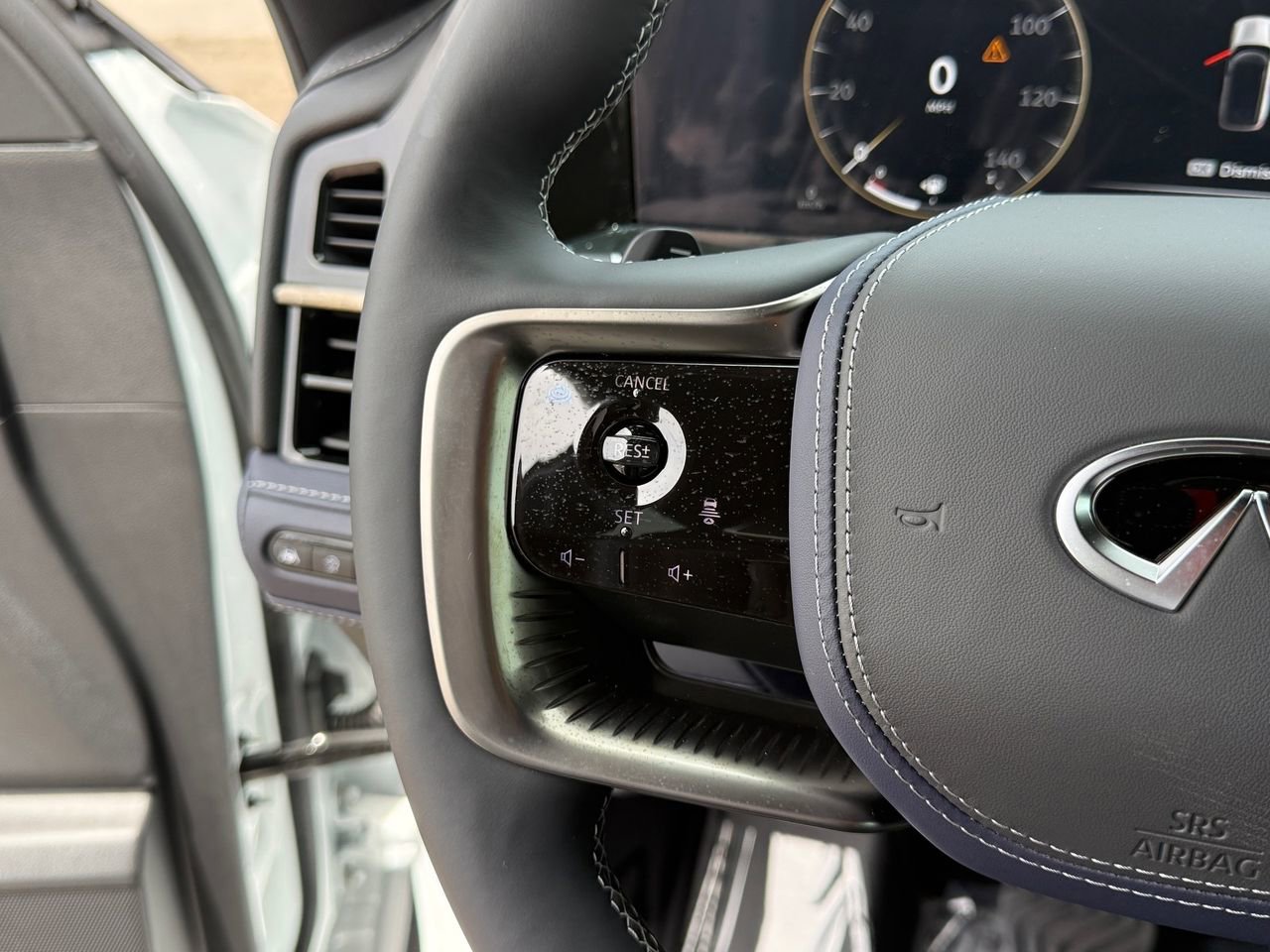 New 2026 INFINITI QX80 4WD image 16