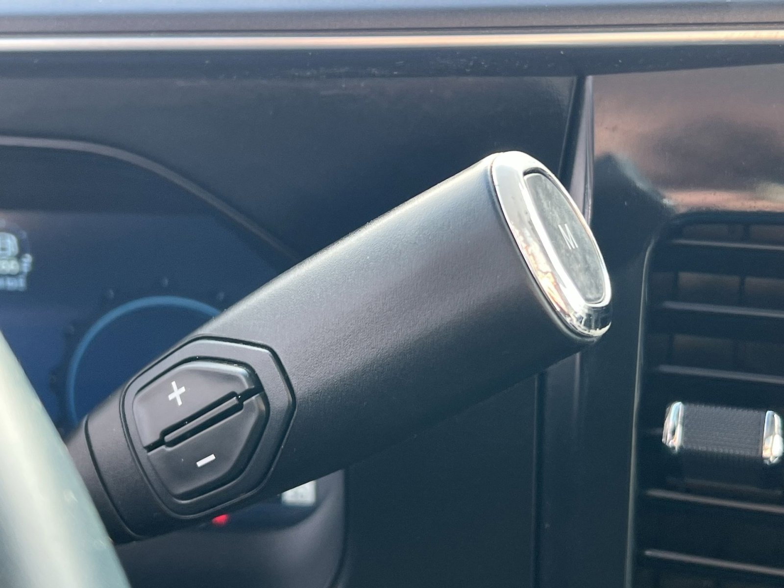 Used 2024 Ford F450 Limited image 22