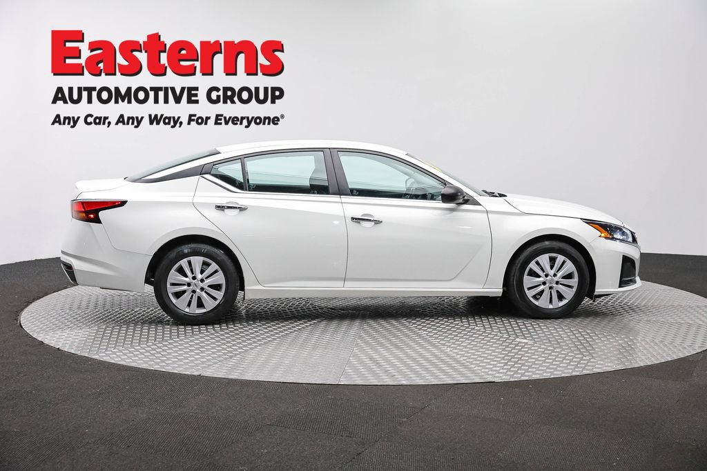 Used 2024 Nissan Altima 2.5 S FWD image 4