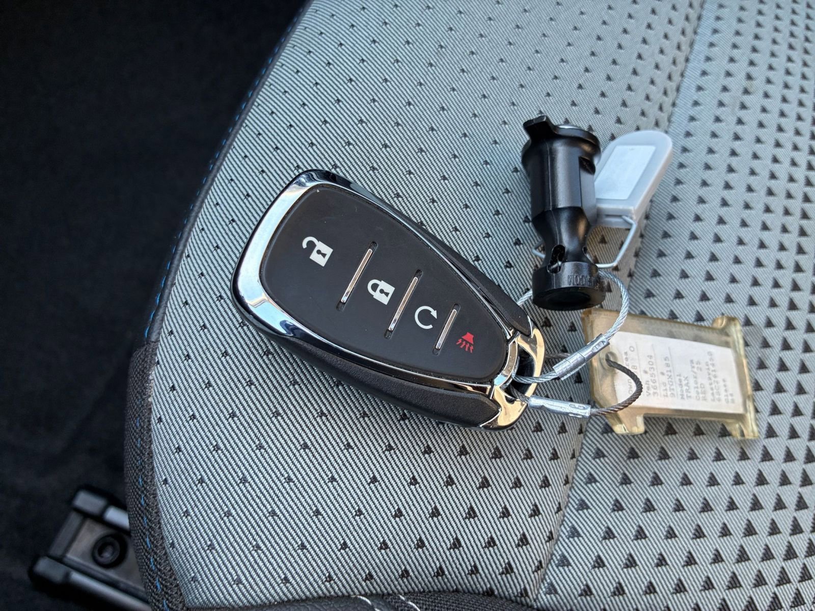 Used 2025 Chevrolet Trax LT w/ LT Convenience Package image 22