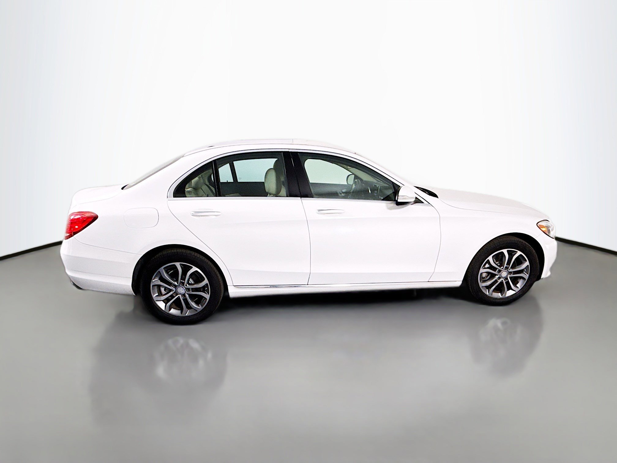 Used 2015 Mercedes-Benz C 300 4MATIC Sedan image 11
