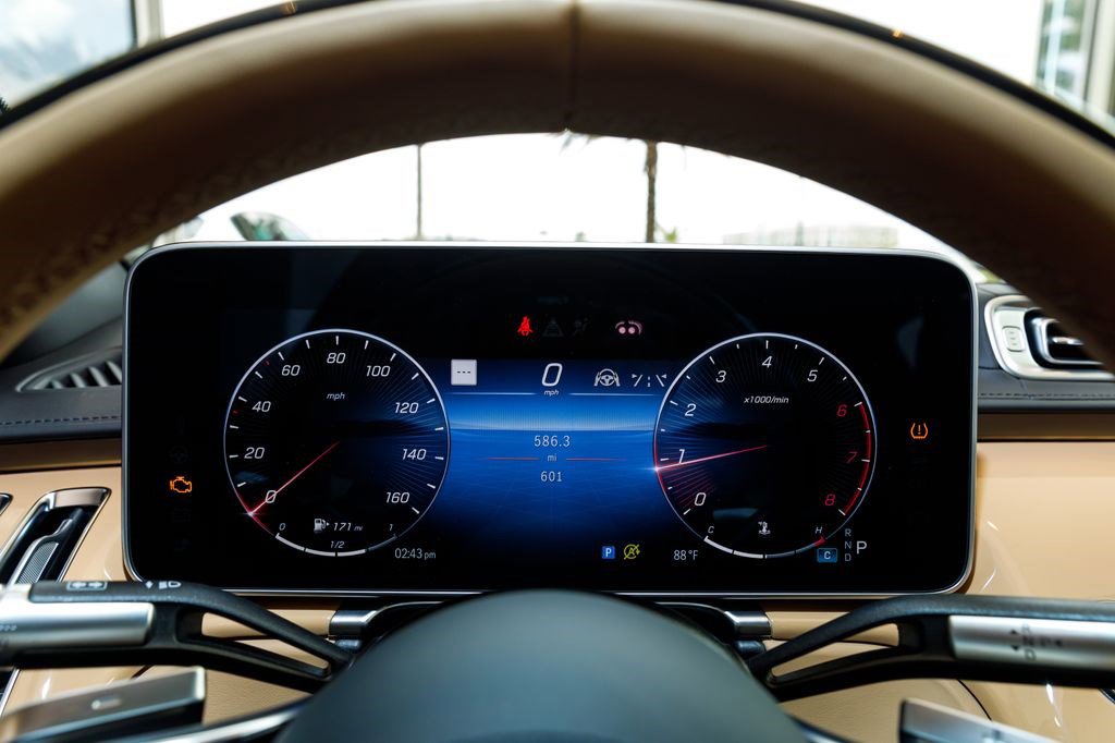 Used 2023 Mercedes-Benz Maybach S 680 4MATIC image 37