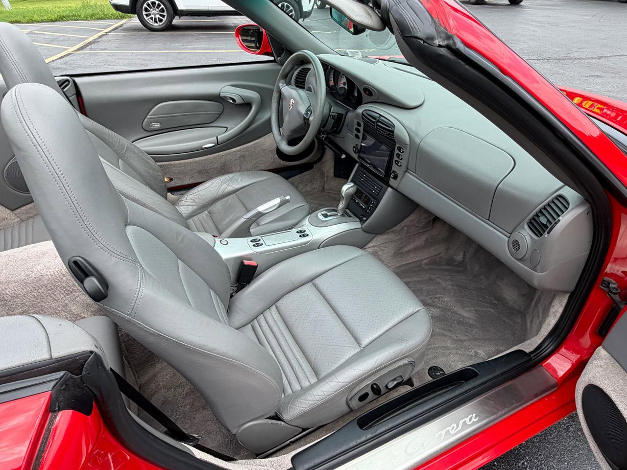 Used 2001 Porsche 911 Carrera 4 AWD/4WD image 44