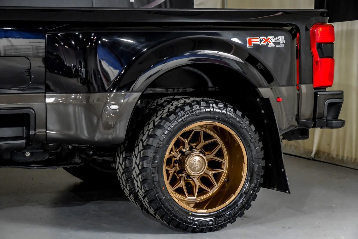 Used 2025 Ford F350 King Ranch image 13