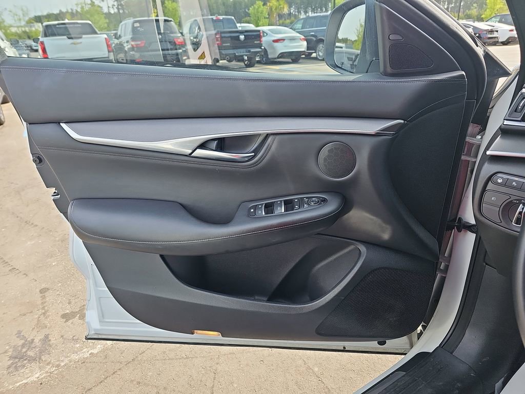 Used 2023 INFINITI QX55 Luxe w/ Cargo Package image 30