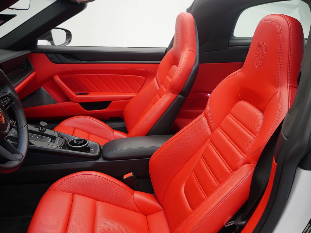 Certified 2023 Porsche 911 Targa 4 GTS image 5