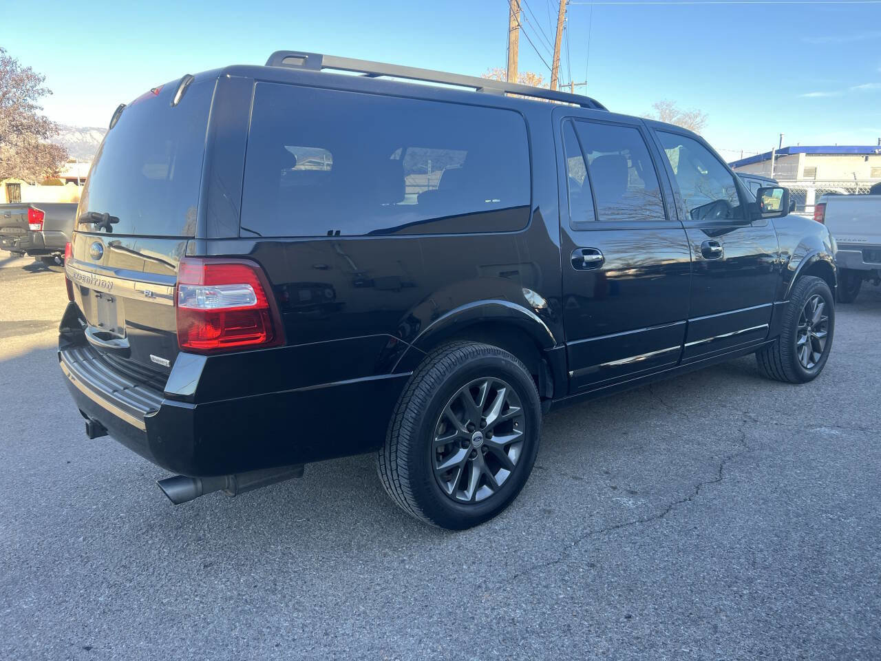 Used 2017 Ford Expedition EL Limited w/ Equipment Group 301A image 7