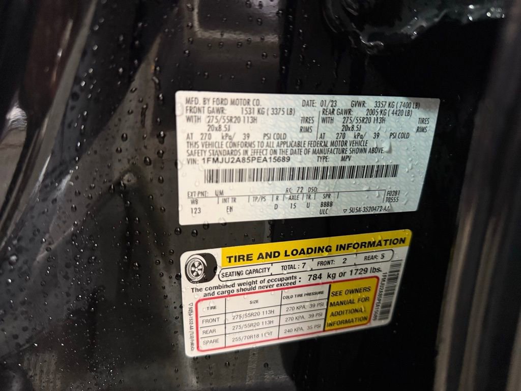 Used 2023 Ford Expedition Limited image 24