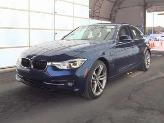 Used 2018 BMW 330e w/ Convenience Package