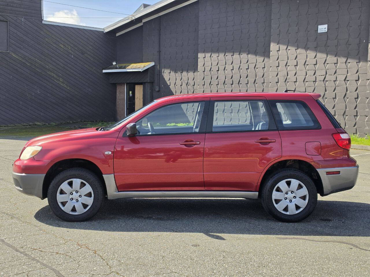 Used 2006 Mitsubishi Outlander LS FWD image 8