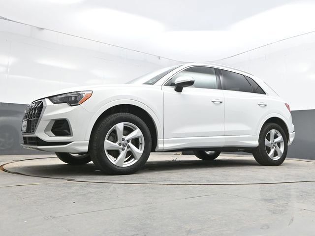 Used 2020 Audi Q3 2.0T Premium image 37