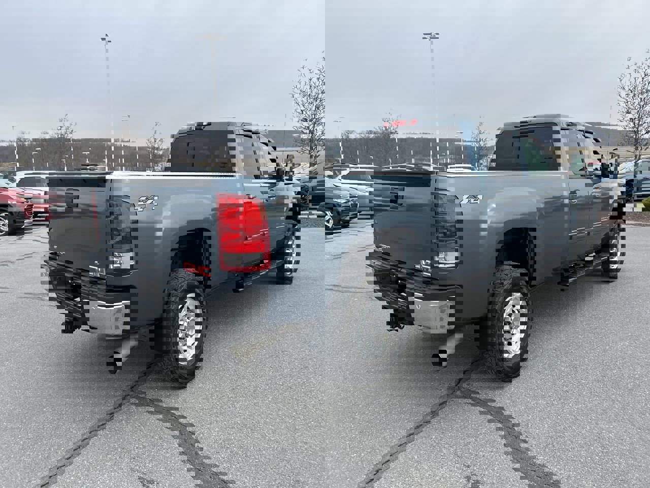 Used 2007 GMC Sierra 3500 SLT w/ Convenience Package image 7