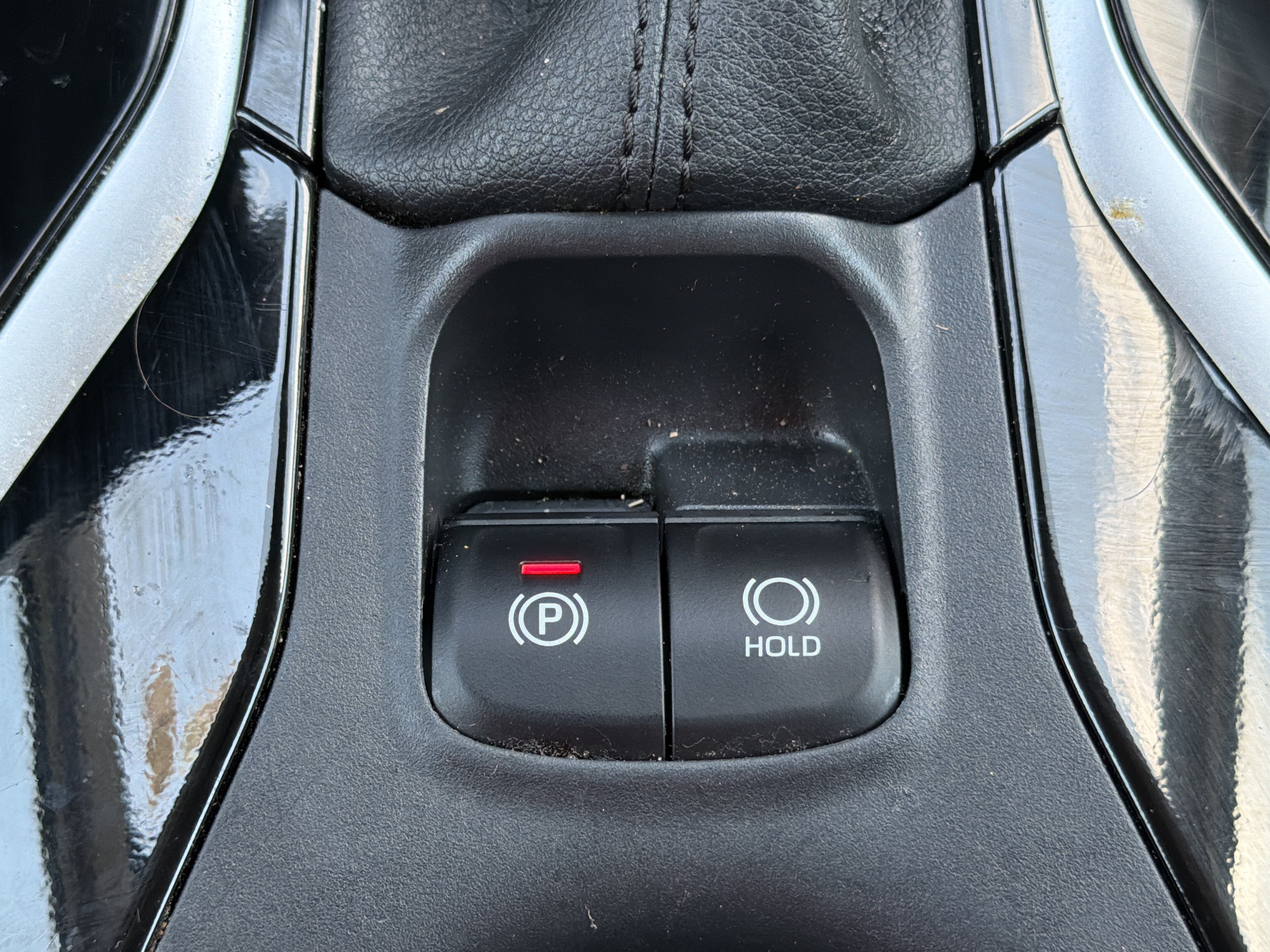 Used 2023 Toyota Corolla Cross XLE FWD image 10