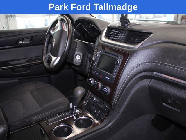 Used 2016 Chevrolet Traverse LT w/ Style and Technology Package image 25