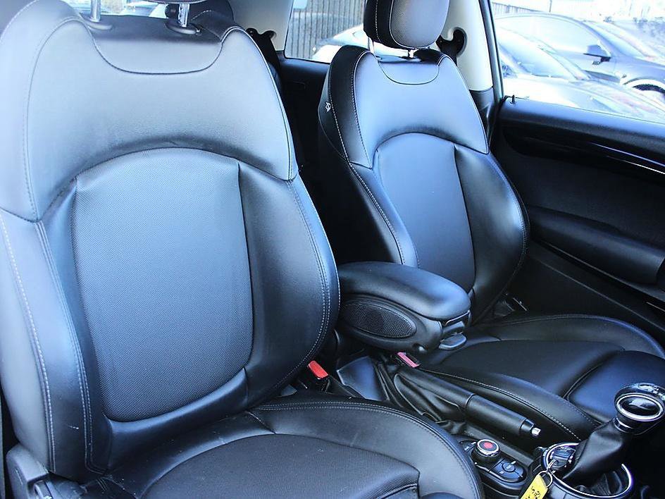 Used 2015 MINI Cooper S FWD image 17