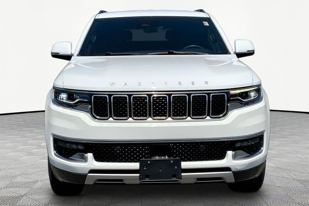 Used 2022 Jeep Wagoneer Series II AWD/4WD image 2